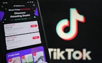 TikTokは米国でECにも参入し、利用者を拡大している