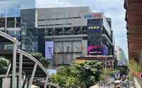 商業施設「エムスフィア」はバンコク中心部に立地する（1日）