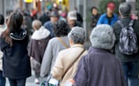 社会保障の持続のためには、支払い能力のある高齢者の負担増は避けて通れない