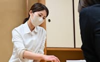 女流王座戦第4局を制し、対局を振り返る里見香奈女流王座(11日、東京都渋谷区の将棋会館)