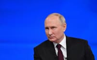 ロシアのプーチン大統領はウクライナのEU加盟を容認する構えだが…（14日、モスクワでの年末記者会見で）＝ロイター