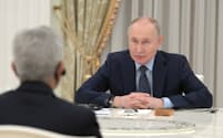 27日、ロシアのプーチン大統領はインドのジャイシャンカル外相とモスクワで会談した＝ロイター
