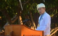 ミャンマー独立記念日の式典で軍政トップの声明を読み上げるソーウィン国軍副司令官（4日、ネピドー）