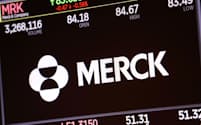 FILE PHOTO: The logo for Merck & Co. is displayed on a screen at the New York Stock Exchange (NYSE) in New York City, New York, U.S., November 17, 2021. REUTERS/Andrew Kelly/File Photo
