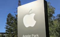 アップルはアプリ配信サービスや対話アプリで反競争的との批判を受けている（米カリフォルニア州の本社）