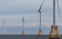 風力発電は洋上への新設が各国で進む＝AP