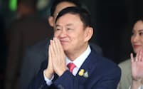 タイに帰国したタクシン元首相（23年8月、バンコク）＝小林健撮影
