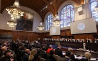 オランダ・ハーグで開かれた国際司法裁判所の公聴会（11日）＝ロイター