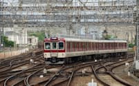 近鉄は奈良線・難波線の始発列車の運転時刻繰り上げを発表した