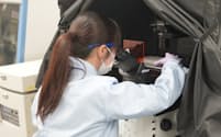 ニコンは顕微鏡で細胞画像を解析する製薬向けサービスを手がける（神奈川県藤沢市）