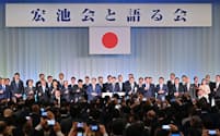 自民党の安倍、岸田、二階各派は解散する方向となった（写真は2023年5月、東京都内での岸田派の政治資金パーティー）