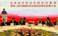 経済界の訪中団が参加した中国側のレセプション（23日、北京市）