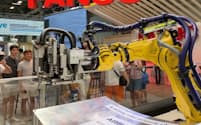 パリ航空ショーで展示されたファナックのロボット（2023年6月、パリ郊外）
