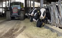 都府県では搾乳牛が減少して、減産傾向が続く