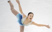 フィギュアスケートの女子フリーで演技する島田麻央（30日、江陵）＝OIS提供・共同