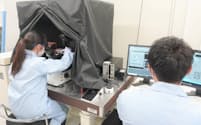 ニコンは神奈川県藤沢市の拠点で顕微鏡を用いた創薬支援を手がける