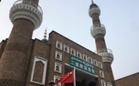 新疆ウイグル自治区ウルムチにあるモスク（2019年）＝ロイター