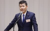 立憲民主党大会で挨拶する泉代表（4日、東京都港区）