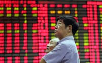 中国株は下落基調が続いていた＝ロイター