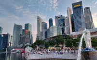 シンガポールは企業のアジア事業のハブ地域になっている