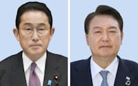 岸田文雄首相（左）と韓国の尹錫悦大統領＝共同