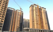 住宅市場の低迷が地方財政を直撃した（2023年1月、山西省太原市にある工事が止まったマンション）