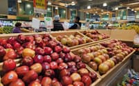 果物・野菜の価格上昇は続いている（メキシコシティのスーパーマーケット）