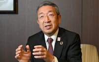 そうとめ・みのる　1989年早大政経卒、三和銀行（現三菱UFJ銀行）入行。三菱UFJ銀行執行役員、常務執行役員などを経て2023年から現職。栃木県出身。58歳