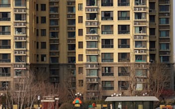 新築も中古も半数以上の都市で値下がりした（1月、北京市）＝ロイター