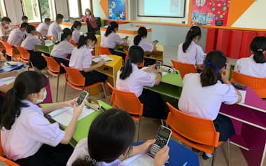 タイでは関数電卓を使った数学の事業の拡大に向け活動している
