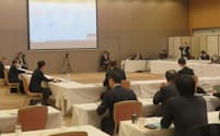 秋田市内で18日、再エネ海域利用法に基づく２つの協議会が開かれた