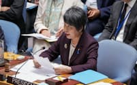 国連安保理の会合に出席した上川外相（18日、外務省提供）