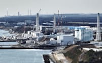 東日本大震災からまもなく13年を迎える東京電力福島第1原発。昨年8月から原発処理水の海洋放出が始まり、東電は廃炉完了まで約30年間続くとしている＝4日（ドローンから）