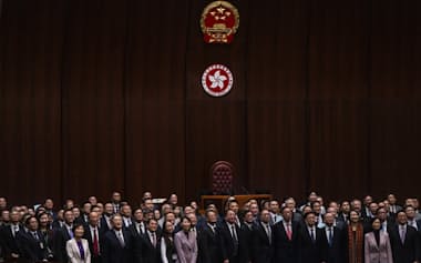 香港の立法会は2週間足らずの審議で国家安全条例を可決した=AP