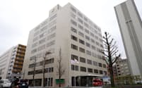 築50年を超え、老朽化が目立つ福岡商工会議所ビル（福岡市博多区）