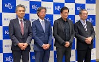 「ライジングスター・プロジェクト」を立ち上げた関西フィル首席指揮者の藤岡幸夫（右から２人目）ら