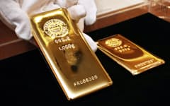 最高値の更新が続いている金地金（東京都中央区の「GINZA TANAKA銀座本店」）
