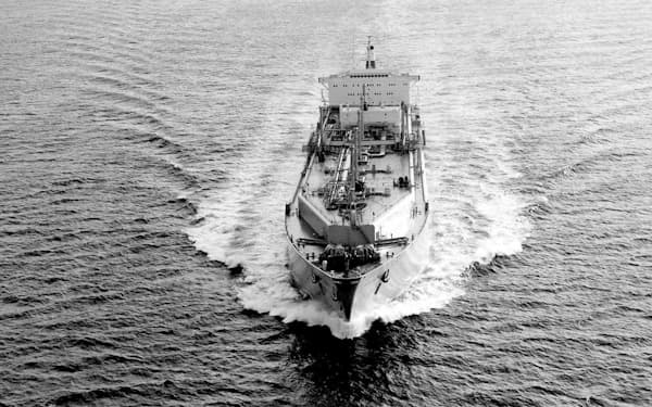 日本にLNGを初輸入した専用船（写真=東京ガス提供）