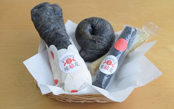 「ヒノキ炭」を使って作ったパンや菓子（松江市）