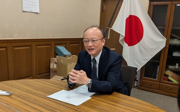 神田財務官は日米韓財務相会合を開く方向で調整していると明らかにした（15日、東京都千代田区）
