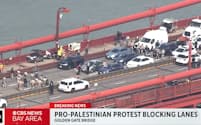 米メディアは橋封鎖を大きく取り上げた（15日）＝米KPIX-TV提供