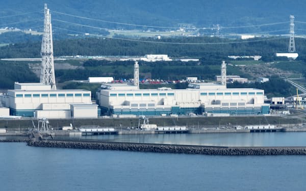 東京電力柏崎刈羽原子力発電所の（左から）5号機、6号機、7号機