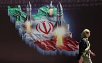 イランはイスラエルと長く敵対している（19日、テヘラン市内）＝WANA提供・ロイター
