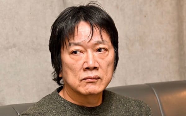 やました・すみと　1966年、神戸市生まれ。2017年『しんせかい』で芥川賞を受賞。近著に『君たちはしかし再び来い』『おれに聞くの？』など。劇団FICTIONを主宰。