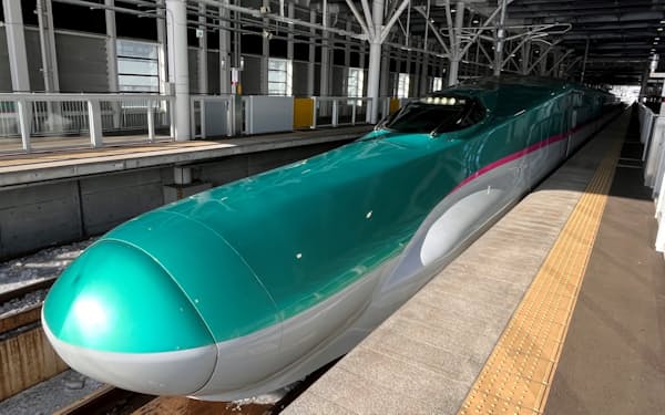 北海道新幹線の札幌延伸は延期される方向だ（23年2月、新函館北斗駅）