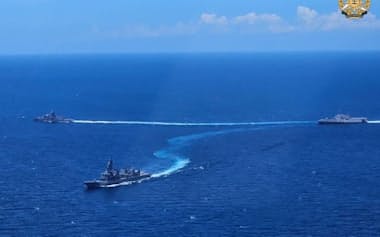 日米豪比の4カ国は7日、南シナ海で対潜水艦戦訓練を開いた=フィリピン海軍提供