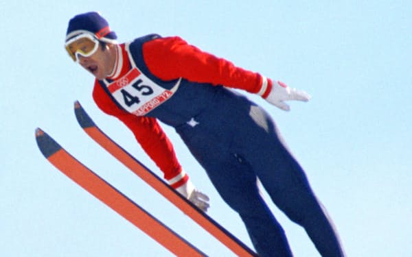 1972年札幌冬季五輪のスキー・ジャンプ70メートル級で優勝した笠谷氏=共同