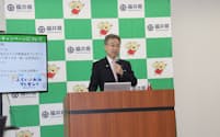杉本知事は記者会見で「観光消費を増やすには宿泊してもらうことが大切だ」と改めて強調した（26日、福井市）