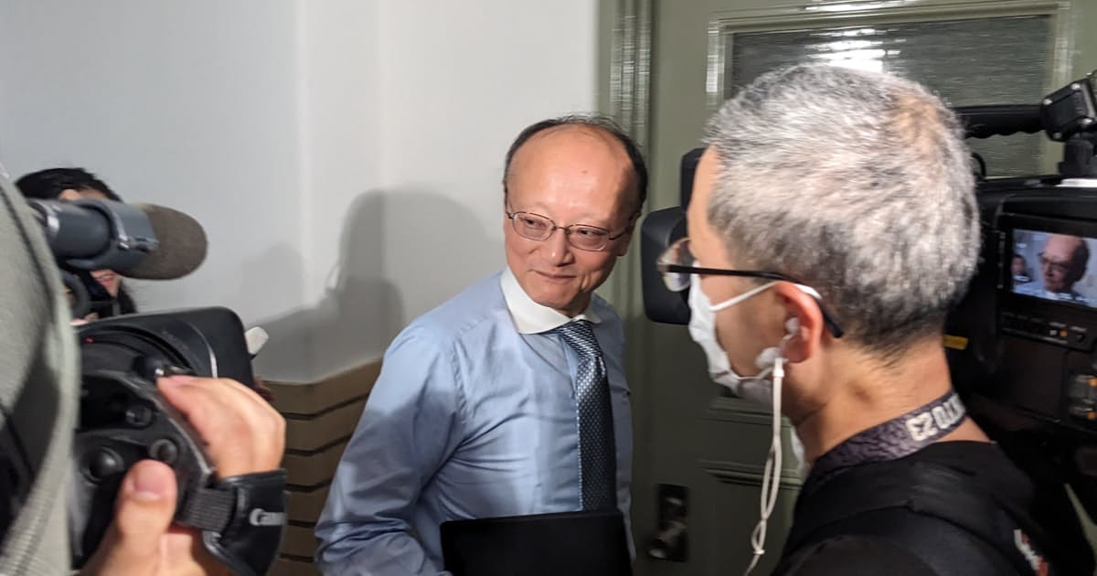 為替介入、神田財務官「今はノーコメント」 円相場急騰 - 日本経済新聞