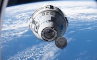 国際宇宙ステーション（ISS）に接近するスターライナー（2022年5月）＝NASA提供